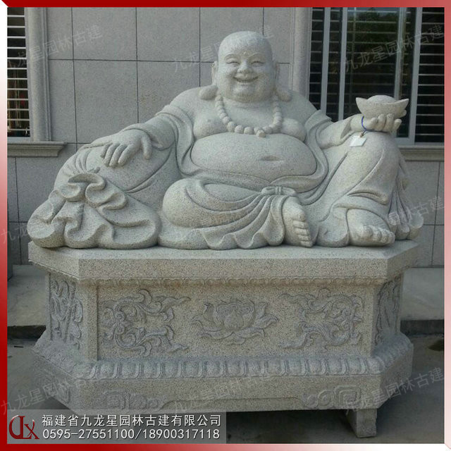 弥勒佛石雕像