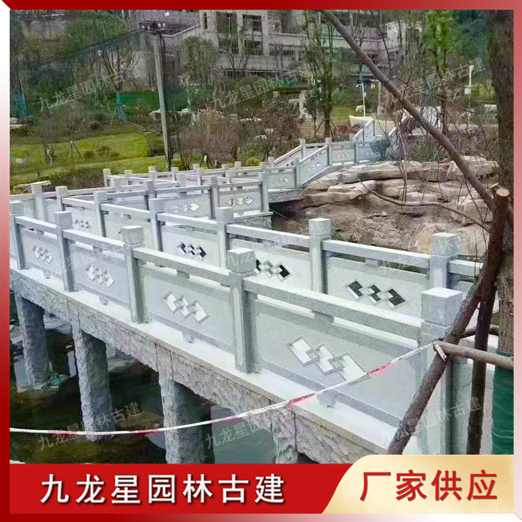花岗岩石雕栏杆图片